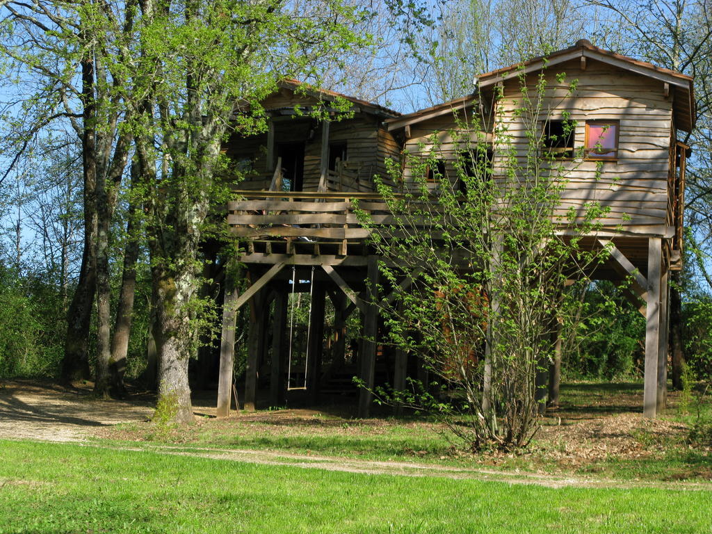 Les Cabanes Du Tertre Urval Bagian luar foto