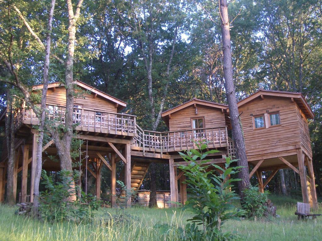 Les Cabanes Du Tertre Urval Bagian luar foto